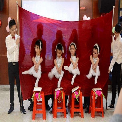 深圳納宏光電五周年年終尾牙宴暨優(yōu)秀員工表彰大會